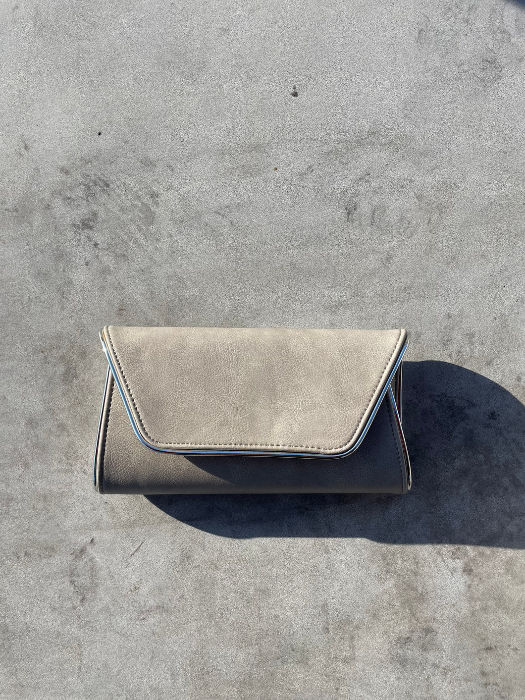 Alex Oversized Sand Clutch